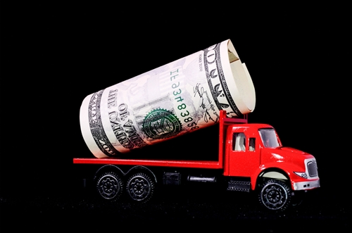 changing careers choose truck driving how to choose a new career at 40